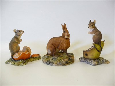 Lot 1010 - Border Fine Arts 'Hare' style one, model No. 002, dated '78, 10cm high; 'Mouse on Orange' style...