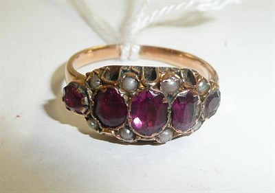 Lot 226 - Amethyst and pearl ring