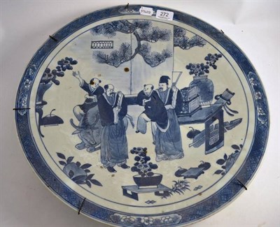 Lot 272 - A Chinese blue and white charger