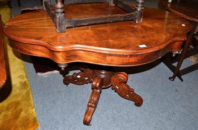 Lot 665 - A Victorian mahogany centre table, the top of quatrefoil form