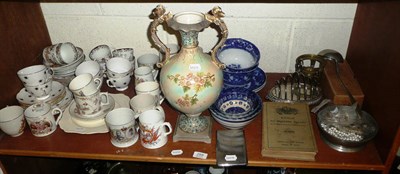 Lot 289 - A quantity of decorative ceramics and ornamental items including Victorian and later...