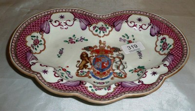 Lot 319 - Chinese Samsonware armorial plate