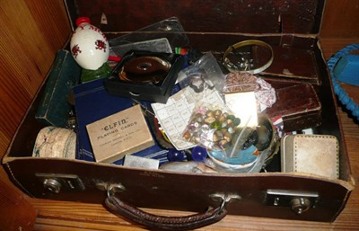 Lot 451 - A box of collectables etc