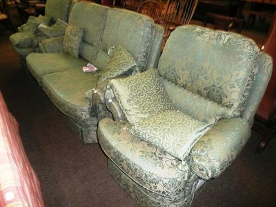 Lot 664 - A green upholstered three piece suite