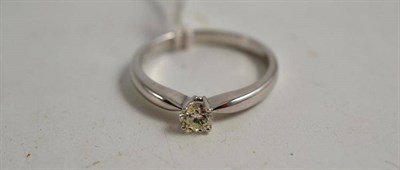 Lot 146 - A 9ct white gold diamond solitaire ring