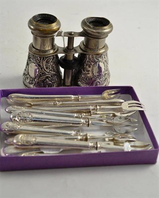 Lot 292 - Pair of silver cased racing glasses and twelve loaded Continental silver cake forks