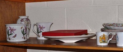 Lot 328 - Modern Portmeirion pottery, Minton meat plate, modern Spode plate, Spode dessert service etc