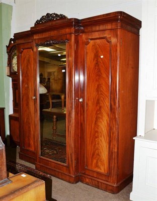 Lot 613 - Victorian breakfront wardrobe