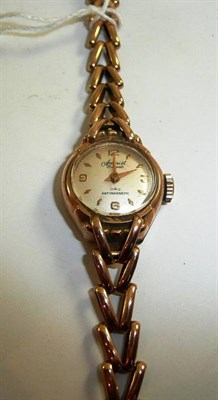 Lot 62 - An Accurist 9ct ladies watch