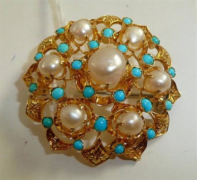 Lot 83 - Turquoise and seed pearl brooch