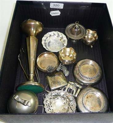 Lot 320 - Quantity of assorted silver and white metal