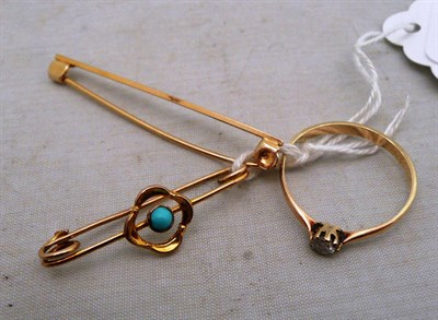 Lot 82 - A solitaire ring, a turquoise bar brooch and another bar brooch