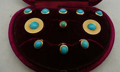 Lot 228 - A cased set of 18ct gold and turquoise dress studs