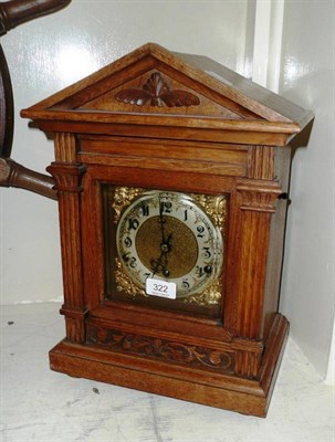 Lot 322 - Edwardian oak mantel clock