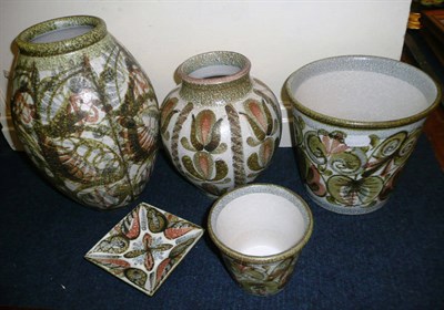 Lot 348 - Five pieces of Glyn Colledge Denby ware