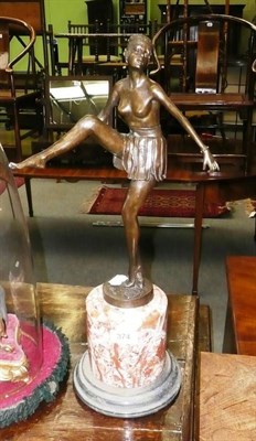 Lot 374 - Reproduction bronze Art Deco-style figure