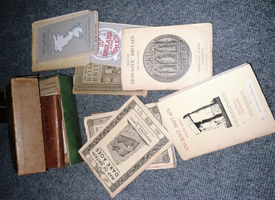 Lot 385 - A quantity of walking maps including Alpine maps.