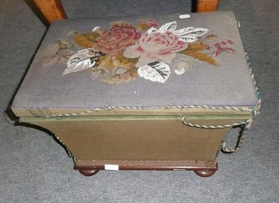 Lot 576 - Ottoman stool