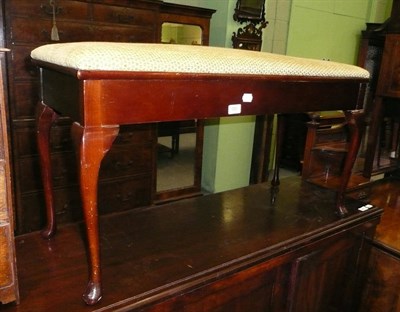 Lot 580 - Mahogany duet stool