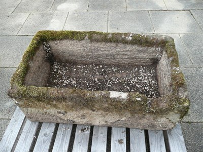 Lot 761 - A rectangular stone trough, 100cm x 56cm x 37cm high