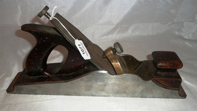 Lot 1071 - A Norris 14 1/2inch Adjustable Steel Panel Plane, with walnut infill and handle, brass lever...