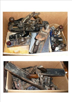 Lot 1075 - A Collection of Twenty Five Metal Bodied Woodworking Planes, including Stanley No.6, No.5,...