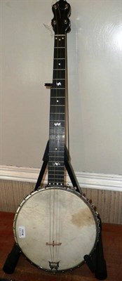 Lot 1114 - A Five String Zither Banjo by John Alvey Turner, London, with 26.5cm velum head, thirty chrome...