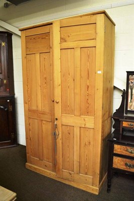 Lot 486 - Large pine double cupboard