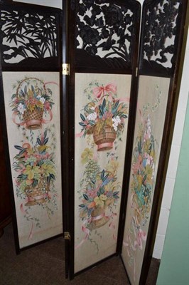 Lot 618 - Edwardian screen fitted with three panels