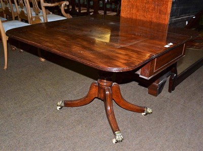 Lot 635 - A mahogany Regency Pembroke table