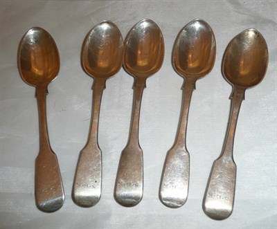 Lot 33 - A set of five silver teaspoons