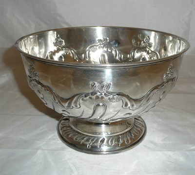 Lot 108 - Victorian silver pedestal bowl, Sheffield 1897 by James and William Deakin