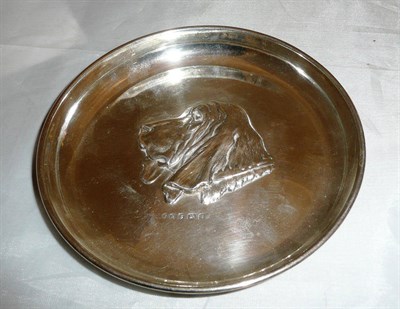 Lot 129 - Silver dish embossed with dogs head, Birmingham 1910