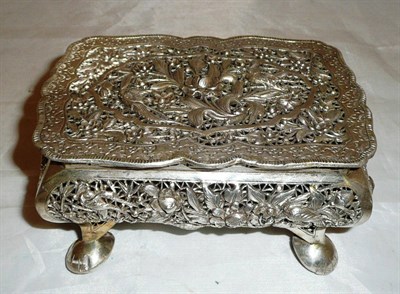 Lot 361 - An Indian white metal trinket box