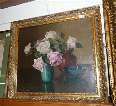 Lot 502 - E Hartley Mooney 'Still life of flowers' oil painting