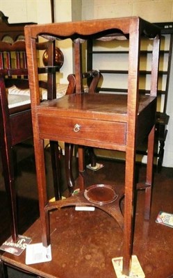 Lot 553 - 19th century mahogany washstand