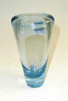 Lot 131 - A 1955 Holmgarde glass vase