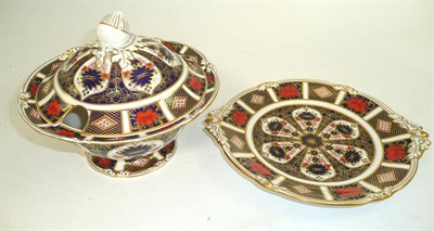Lot 178 - Royal Crown Derby 1128 sauce tureen and stand