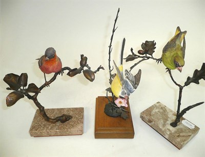 Lot 189 - Two Albany bird groups, chaffinch and green finch, and a Franklin Mint bird group