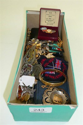 Lot 243 - Assorted silver and costume jewellery and medals etc