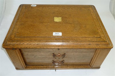 Lot 341 - Canteen of cutlery in oak case