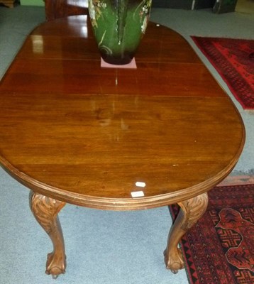 Lot 454 - Mahogany table