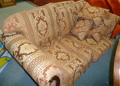 Lot 489 - Two seater settee