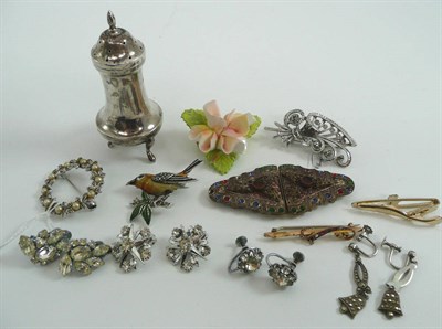 Lot 7 - Collection of assorted costume jewellery including ear clips, brooches and silver pepperette etc