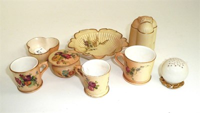 Lot 124 - Three miniature Worcester mugs, a salt, a pepper globe pepperette, a small jar and cover and a dish