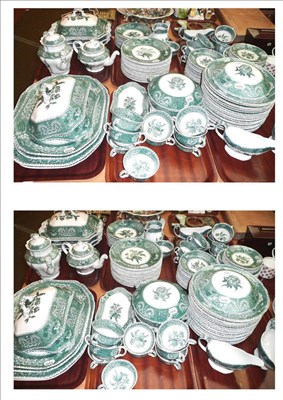 Lot 135 - # An extensive Spode 'Camilla' pattern dinner and tea service