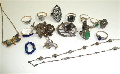 Lot 301 - A collection of costume jewellery