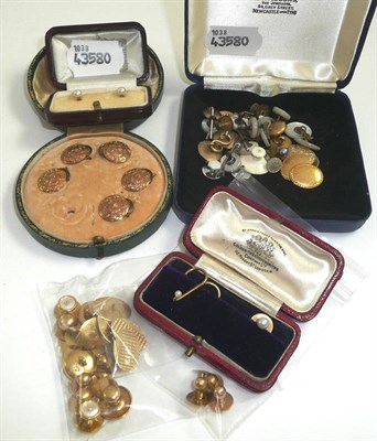 Lot 310 - Assorted part sets of studs, cufflinks, etc