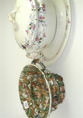 Lot 383 - A Haviland & Co. Limoges tureen and cover on base and a Copeland bowl (a.f.)