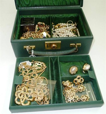 Lot 583 - # A box of costume jewellery, including Trifari earrings and necklaces, and assorted other items